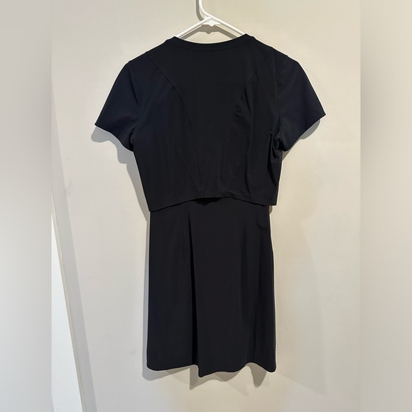 Lululemon &go Endeavor Dress - Black Size 2 - Picture 3 of 4